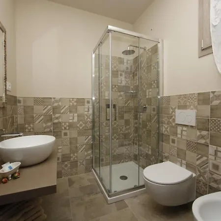 Bed and breakfast Podere Grandolfi 4*