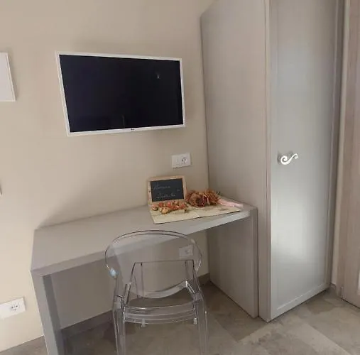 Podere Grandolfi Bed & Breakfast 4*