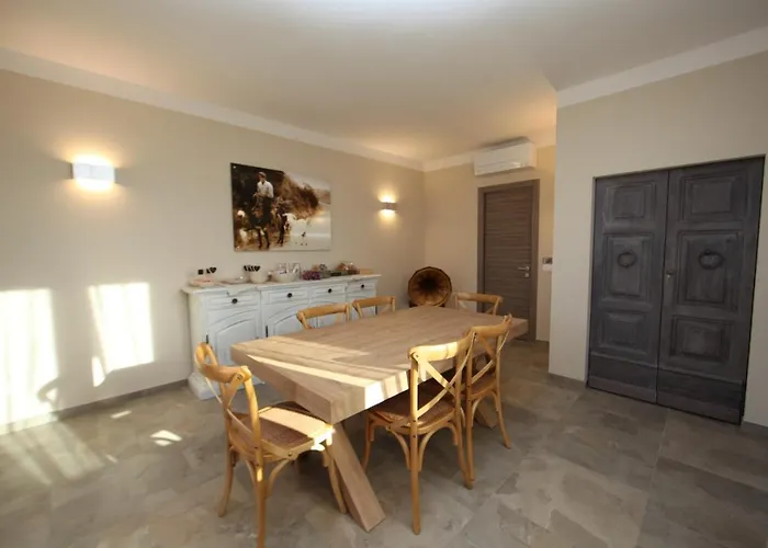 Podere Grandolfi Bed & Breakfast 4*