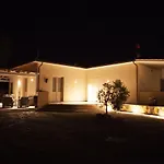 Podere Grandolfi Bed & Breakfast 4*